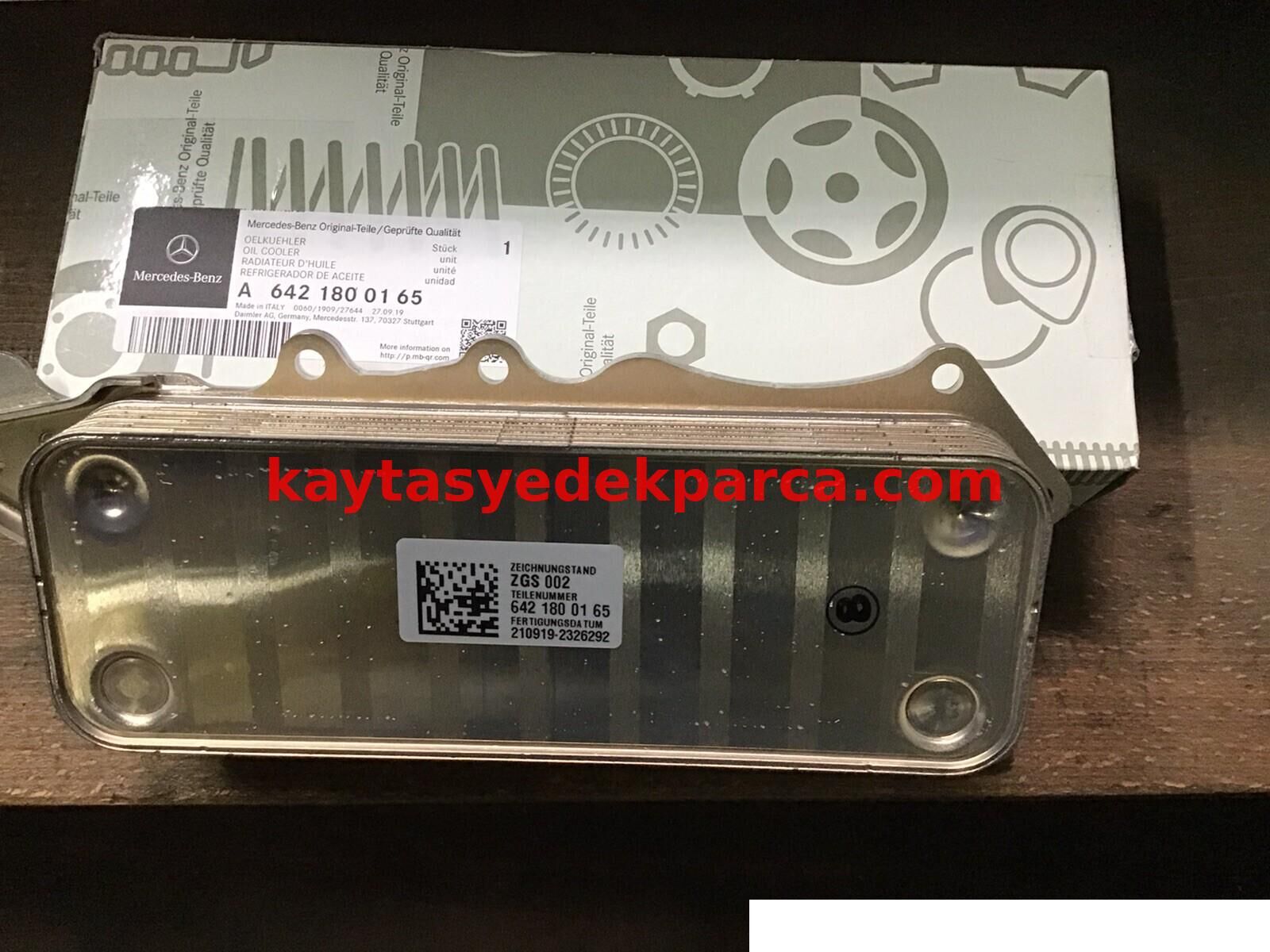 A6421800165-1800165-VEM-YAĞ RADYATÖRÜ, OM642