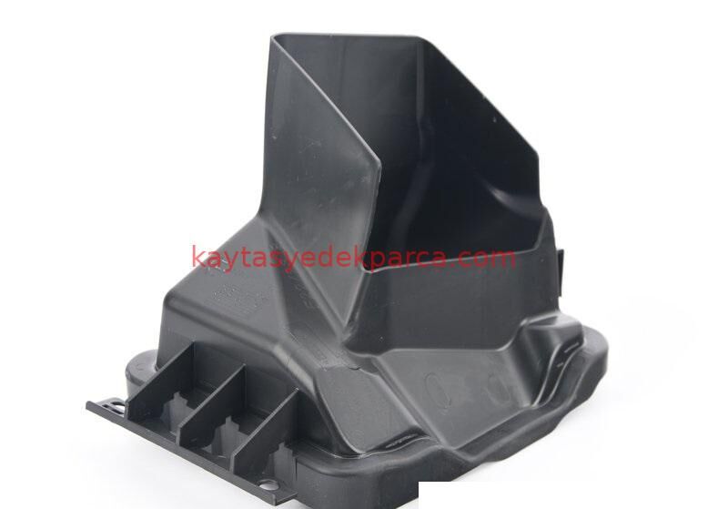 51747290605-7290605-BMW-HAVA KANALI F22 ÖN