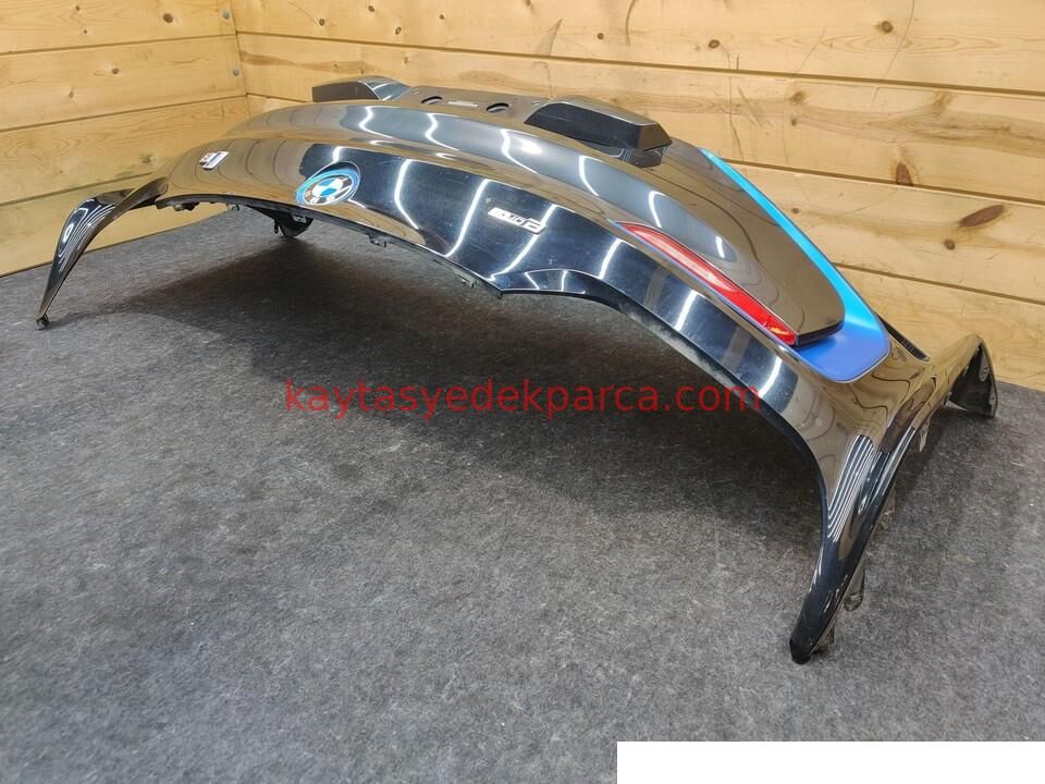 51127394634-7394634-BMW-TAMPON ARAKA İ8