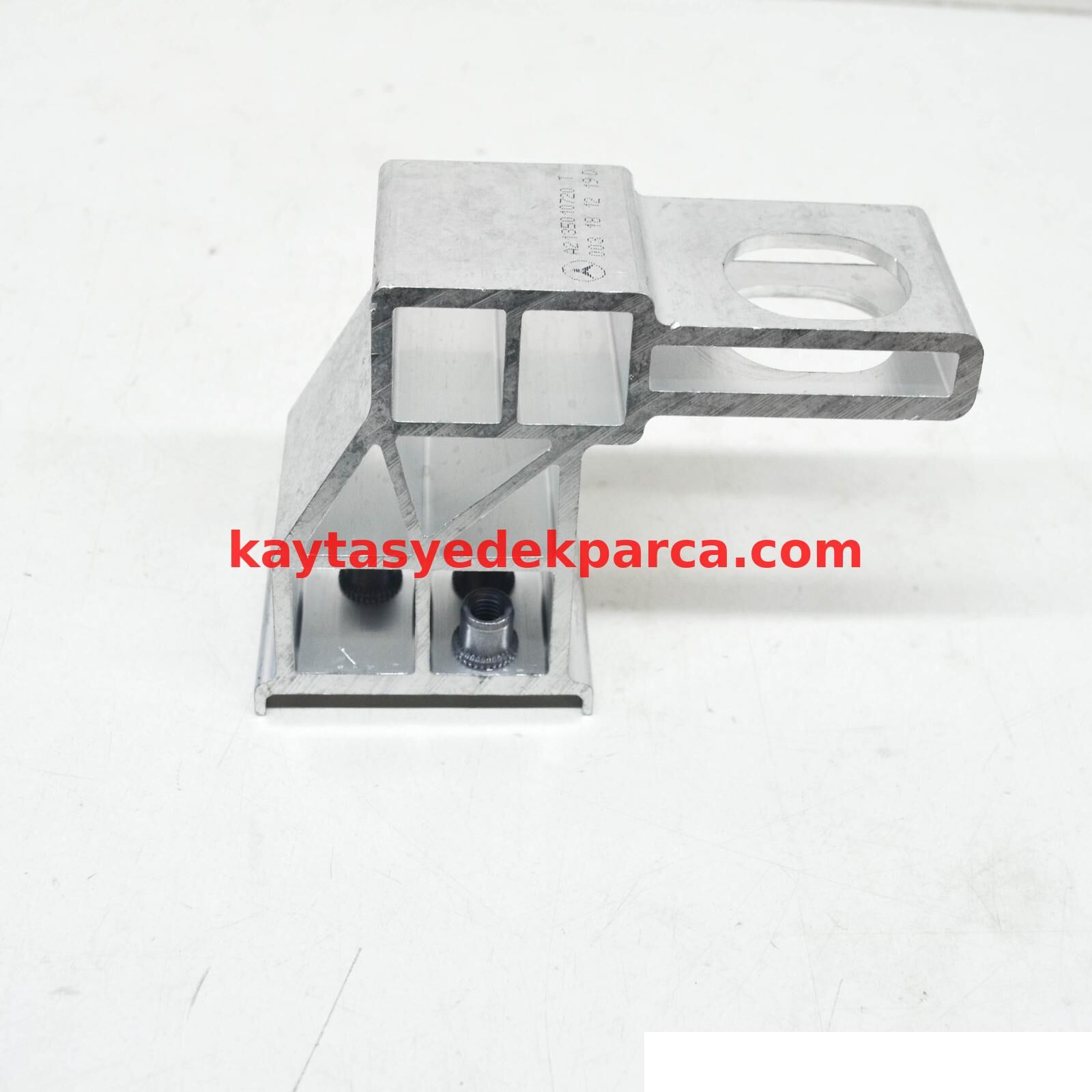 A2135010720-BTP-RADYATÖR AYAĞI W213 SAĞ