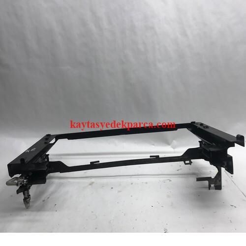 17117804617-7804617-BMW-RADYATÖR KASASI ALT F10/F01