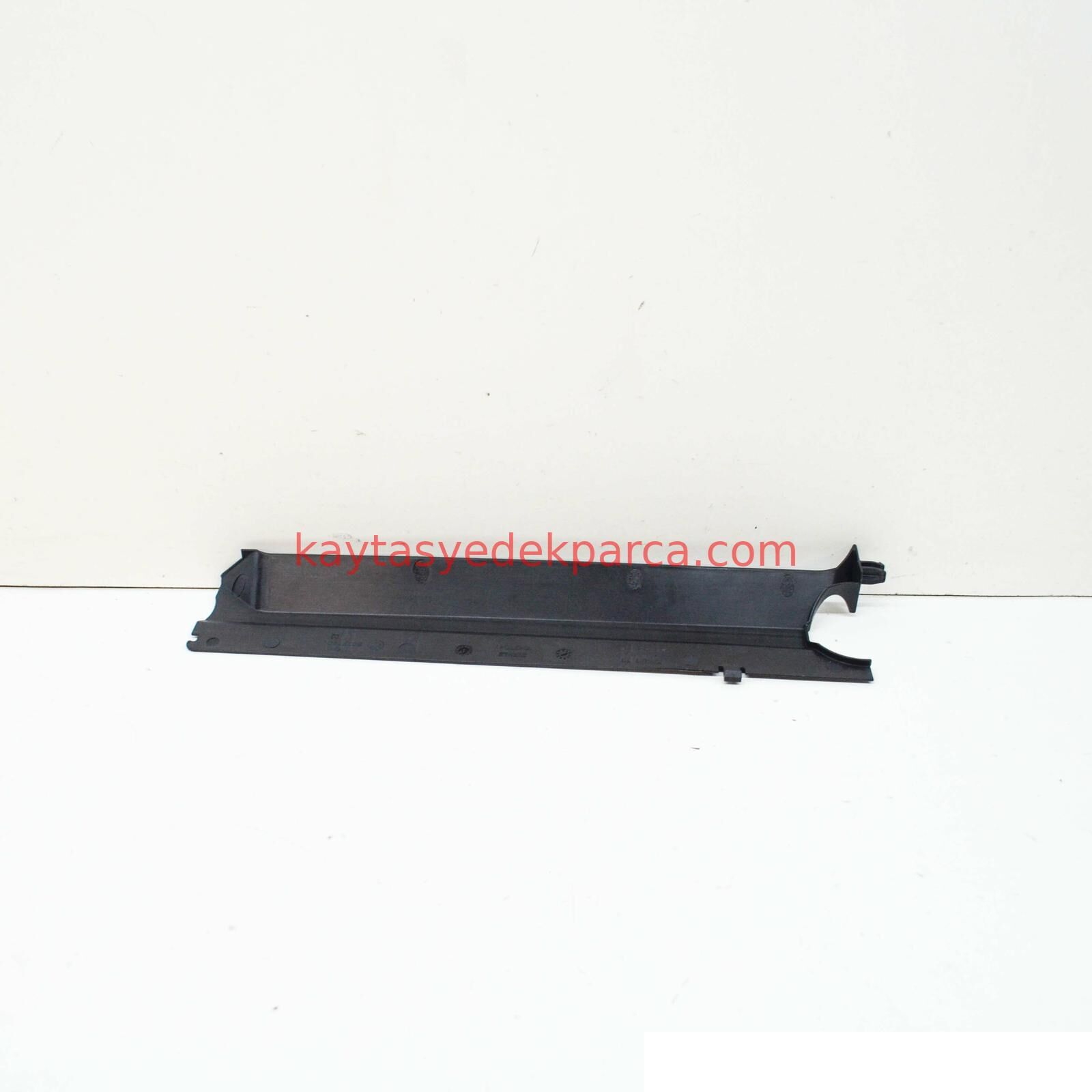 17118632120-8632120-BMW-RADYATÖR YAN BAKALİTİ SAĞ G30G11 BENZİNLİ