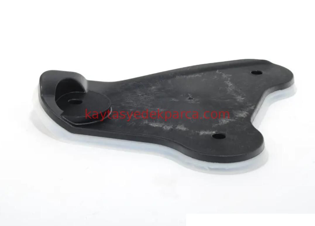 51757174642-7174642-BMW-KAPAK