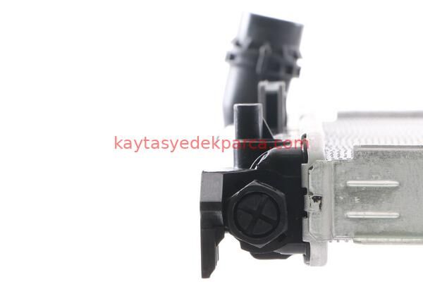 17117788903-7788903-KYB-RADYATÖR E90/E87 M47N/N47