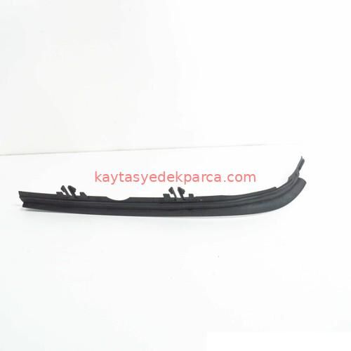 63128387514-8387514-BMW-FAR ÜST LASTİĞİ E39