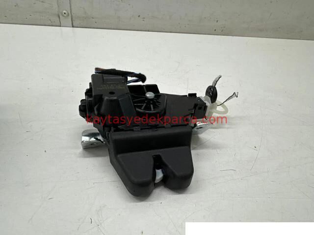 A0997501800-7501800-MER-BAGAJ KİLİDİ W213