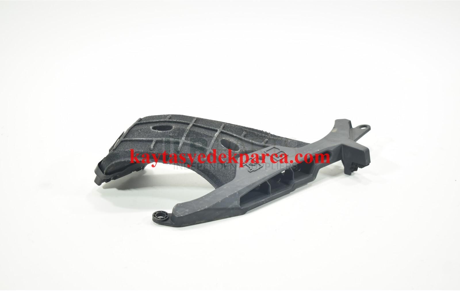 LR024311-LND-HAVA FİLTRE HORTUMU EVOUE