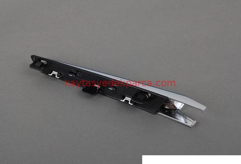 51138079060-8079060-BMW-PANJUR