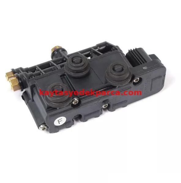 LR046549-LND-TUTAMAK TAVAN ARKA L-R R.RSPORT 2016