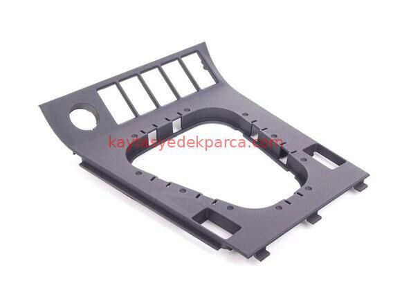 51162993418-2993418-BMW-AYNA KAPAĞI  E84/X1/R