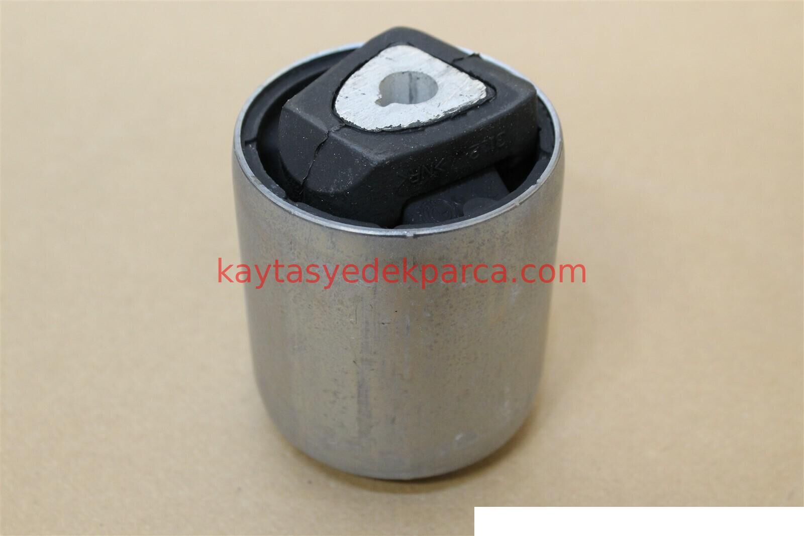 31106778015-6778015-BMW-ÜST SALINCAK BURCU E70