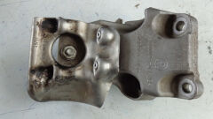 22116788607-6788607-BMW-MOTOR KULAK TAŞIYICI