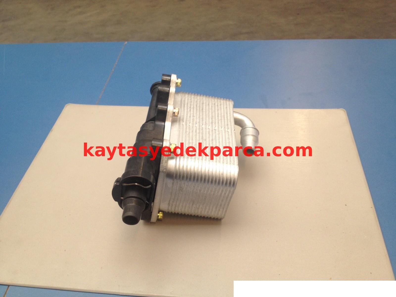 17217803830-7803830-HLX-ŞANZIMAN YAĞ RADYATÖRÜ M57N