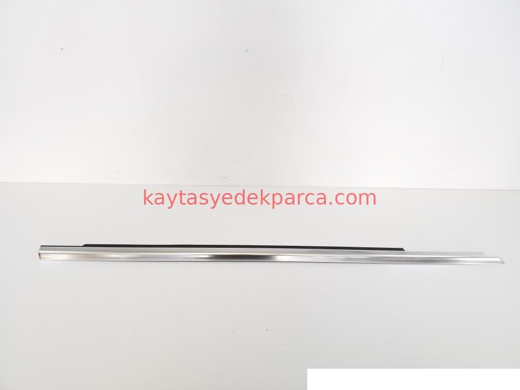 A2236906403-MER-KAPI CAM ÇITASI ÖN SAĞ