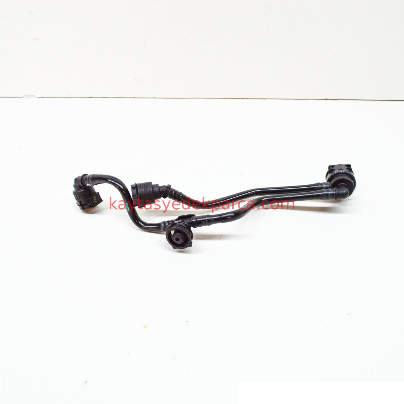 A1235011201-KYB-RADYATÖR, W123, OTOMATİK