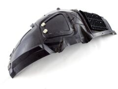 BMW-51717186728-ÇAMURLUK İÇ DAVLUNBAZI ÖN KISIM F10 R