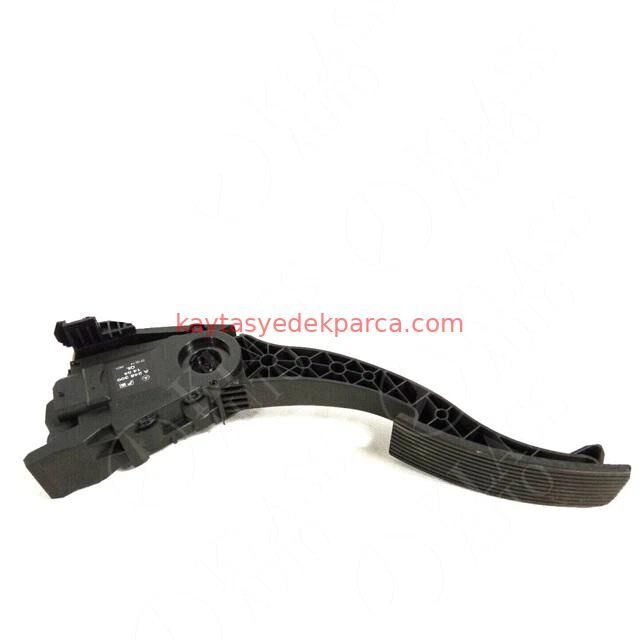 A2463001404-MER-GAZ PEDALI W246