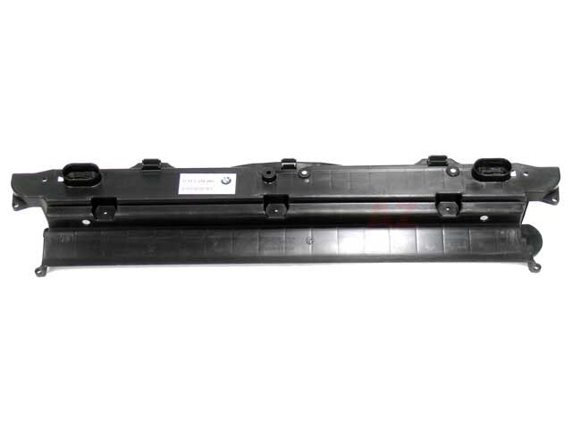 BMW-17117519205-RADYATÖR ÜST BAKALİTİ E60 N52/M54