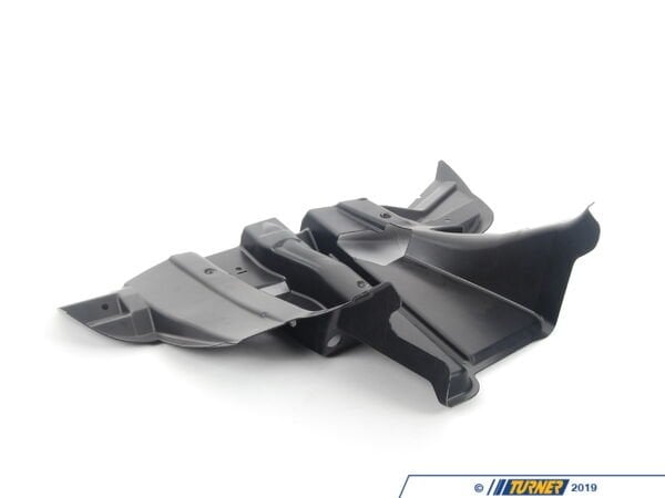 BMW-51718408960-ÇAMURLUK İÇ MUHAFAZA BAKALİTİ X5/R ÖN