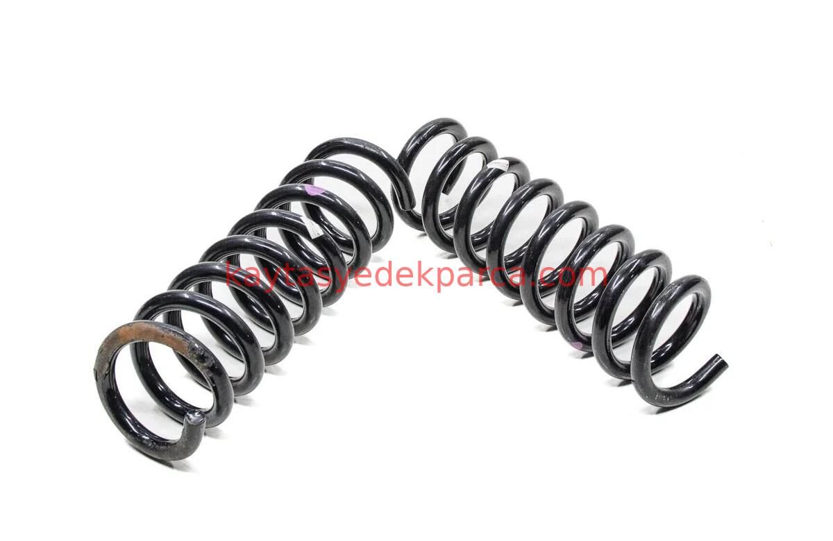 A2043240404-LES-HELEZON YAYI, W204 ARKA