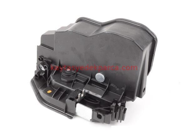 51217202144-7202144-BMW-KAPI KİLİDİ SAĞ