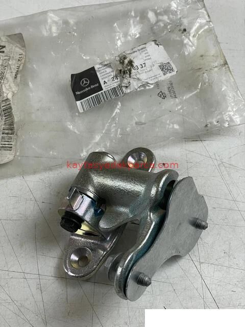 A2467200337-MER-KAPI MENTEŞESİ GERGİLİ W246-W117-176